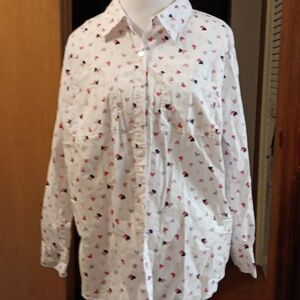 Cj banks l/s blouse w/ pink, purple, Grey and black hearts.  1X